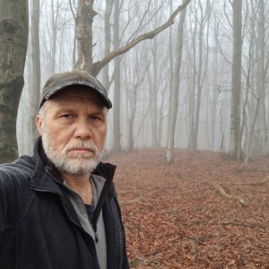 Rastislav Biarinec on the summit of Zrazec (12.12.2025 10:34)