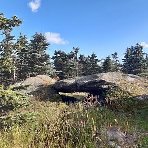 ZdenkaV na vrcholu Medvědí skála (29.7.2021)