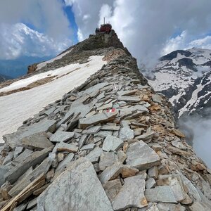 Peťko on the summit of Hoher Sonnblick (19.7.2024 13:40)