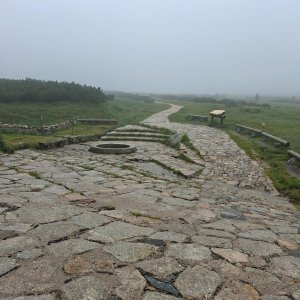 HBPE na vrcholu Harrachovy kameny (6.7.2026 9:50)