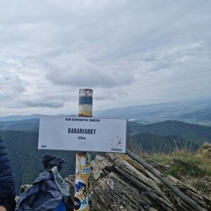 Lenka Hradská on the summit of Baraniarky (1.10.2023 12:34)