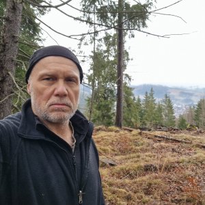 Rastislav Biarinec on the summit of Na Jamách SSV (7.2.2026 11:57)