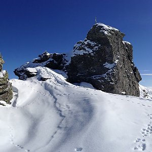 Martin Matějka on the summit of Pfaffenbichl (10.2.2018 12:03)