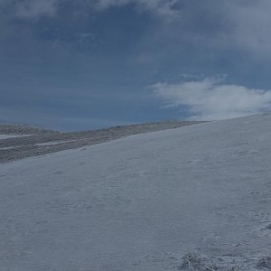 Jan Matiášek on the summit of Turkul (15.4.2016 10:13)
