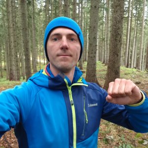 Jiří Králík na vrcholu Alpl (9.5.2026 16:47)