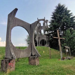 Šárka na vrcholu Krmelínský kopec (29.6.2026 18:55)