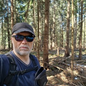 Rastislav Biarinec on the summit of Javorková (13.4.2025 11:08)