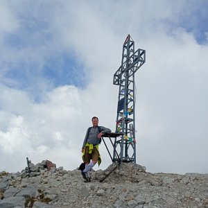 Daniel Pawlik on the summit of Pizzo Arera (24.7.2026 1:32)