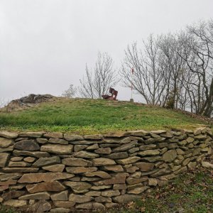 Jirka Valda on the summit of Helišova skála (17.11.2024 11:12)