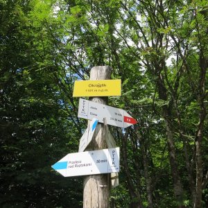 ZdenkaV on the summit of Kruhliak (26.6.2025 11:57)