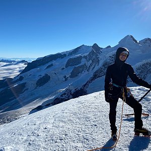 Veronika Kulatá na vrcholu Pollux / Polucce (9.9.2020 9:04)