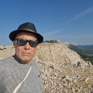 Rastislav Biarinec on the summit of Gabar (1.8.2026 8:40)