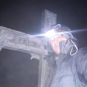 Láďa na vrcholu Plechý (13.2.2021 22:40)