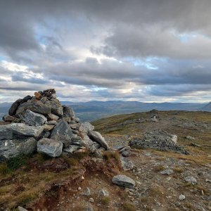 Petr Svoboda on the summit of Høgsnyta (11.8.2026 19:38)