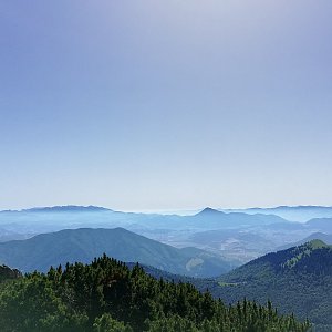 Martin Vlček na vrcholu Malý Rozsutec (30.6.2019 10:31)
