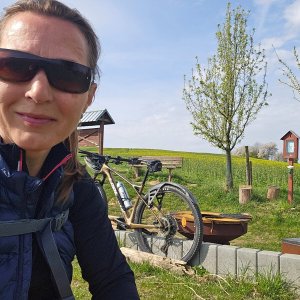 Marcela Kubíčková on the summit of Strážka (19.4.2026 9:35)