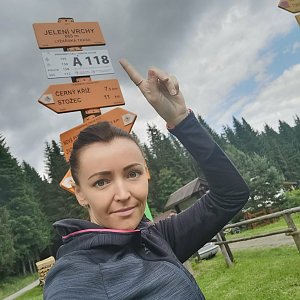 Michelle Sýkorová na vrcholu Jelenský vrch (3.7.2021 13:48)