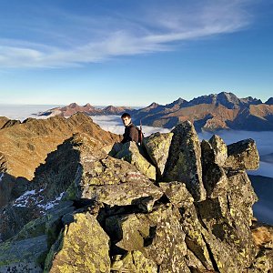Martin Horáček na vrcholu Mała Buczynowa Turnia (17.11.2021 14:52)