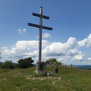 ZdenkaV on the summit of Machnáč (5.6.2025 13:38)