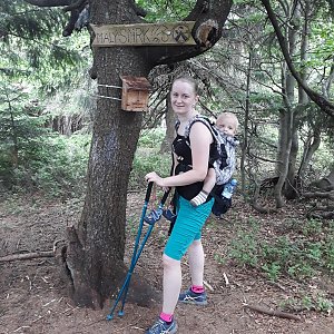 Anča a Honzík na vrcholu Malý Smrk (16.6.2019 12:35)
