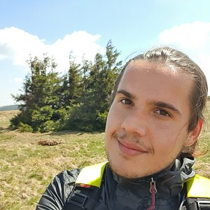 Luke on the summit of Jelení hřbet (19.5.2020 11:21)