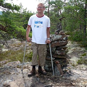 Mountainer on the summit of Orrdalsklint (18.7.2011 12:21)