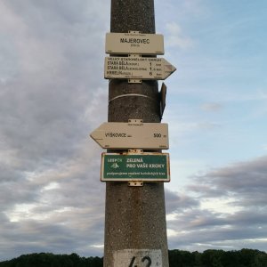 Šárka na vrcholu Majerovec (15.6.2026 20:28)