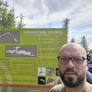 Tomík na vrcholu Jaskinia Malinowska (5.9.2021 13:44)