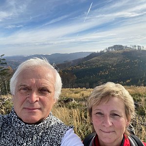 Ivana a Petr Kadovi na vrcholu Poschlá (11.11.2022 11:27)