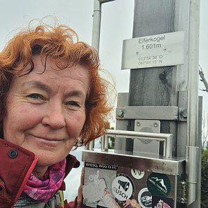 Horalka Anička on the summit of Elferkogel (18.5.2023)