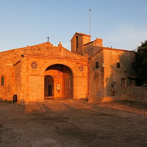 ZdenkaV na vrcholu Puig de Maria (6.10.2016)