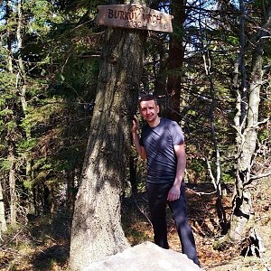 PeteBukař na vrcholu Burkův vrch - Z vrchol (22.4.2019 13:15)