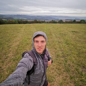 Jiří Králík on the summit of Na Kříbu (26.9.2024 17:14)