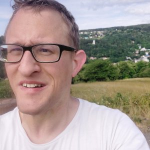 Mountainer on the summit of Klobouk (4.7.2026 10:31)