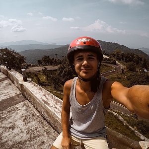 Tom Michna on the summit of Gunung Raya (24.9.2019 12:47)