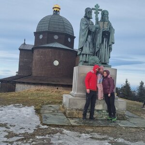 Lenka Hradská on the summit of Radhošť (29.12.2023 10:52)