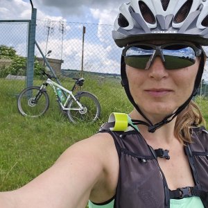 Marcela Kubíčková na vrcholu Štěrk (17.6.2023 13:10)