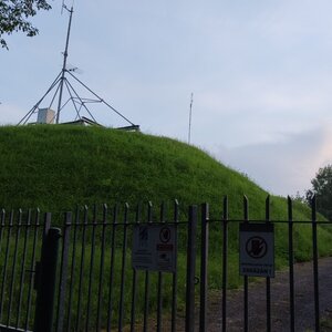 Petr h_vipet na vrcholu Šibeniční vrch (21.7.2024 20:47)