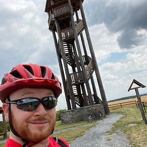 Jiří Šrámek na vrcholu Okrouhlík (23.7.2021 12:36)