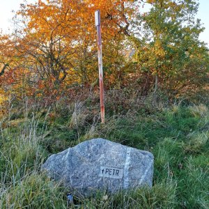 Šárka na vrcholu Pitrov (24.10.2024 16:37)