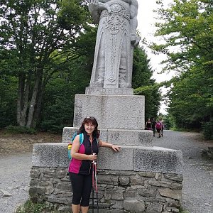 Hanule na vrcholu Radegast (10.8.2019 14:39)