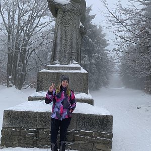 Vero na vrcholu Radegast (17.12.2021 15:00)