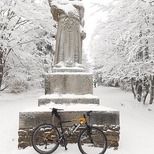 Filip Šimon na vrcholu Radegast (27.1.2022 10:43)