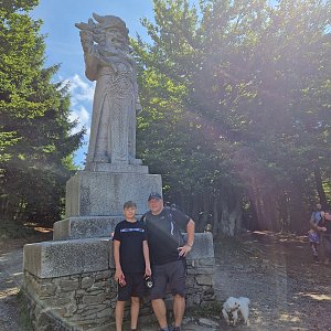 Rado na vrcholu Radegast (30.8.2022 11:11)