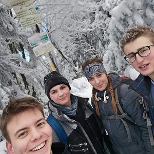 Adam V na vrcholu Radegast (9.1.2021 15:15)