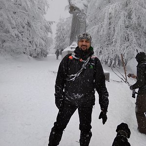 Kahys, Kahyska a Kahysčata na vrcholu Radegast (5.1.2019 12:38)