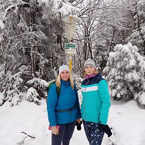 Lenka Pojslová na vrcholu Radegast (24.1.2021 12:11)