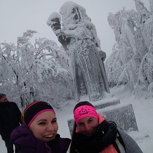BarůůŠ Heczková na vrcholu Radegast (27.1.2019 11:57)