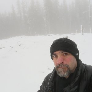 Daniel Ledl on the summit of Výběžek (8.12.2024 13:09)