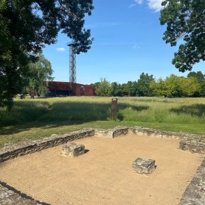 akam na vrcholu Vyhlídková věž Mikulčice (6.6.2025 17:09)
